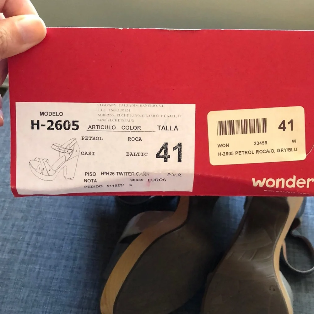 Wonders Open Toe Roca Heels - Picture 6 of 6